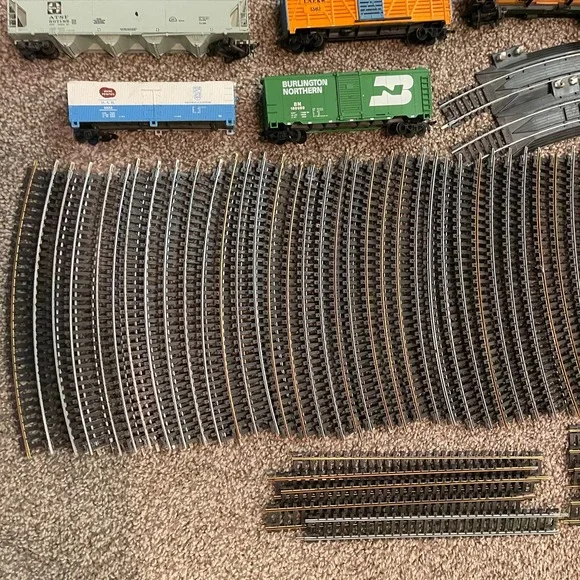 Vtg Tyco Life-Like Electric Train Set HO Scale Accessories Track Cars Tansformer
